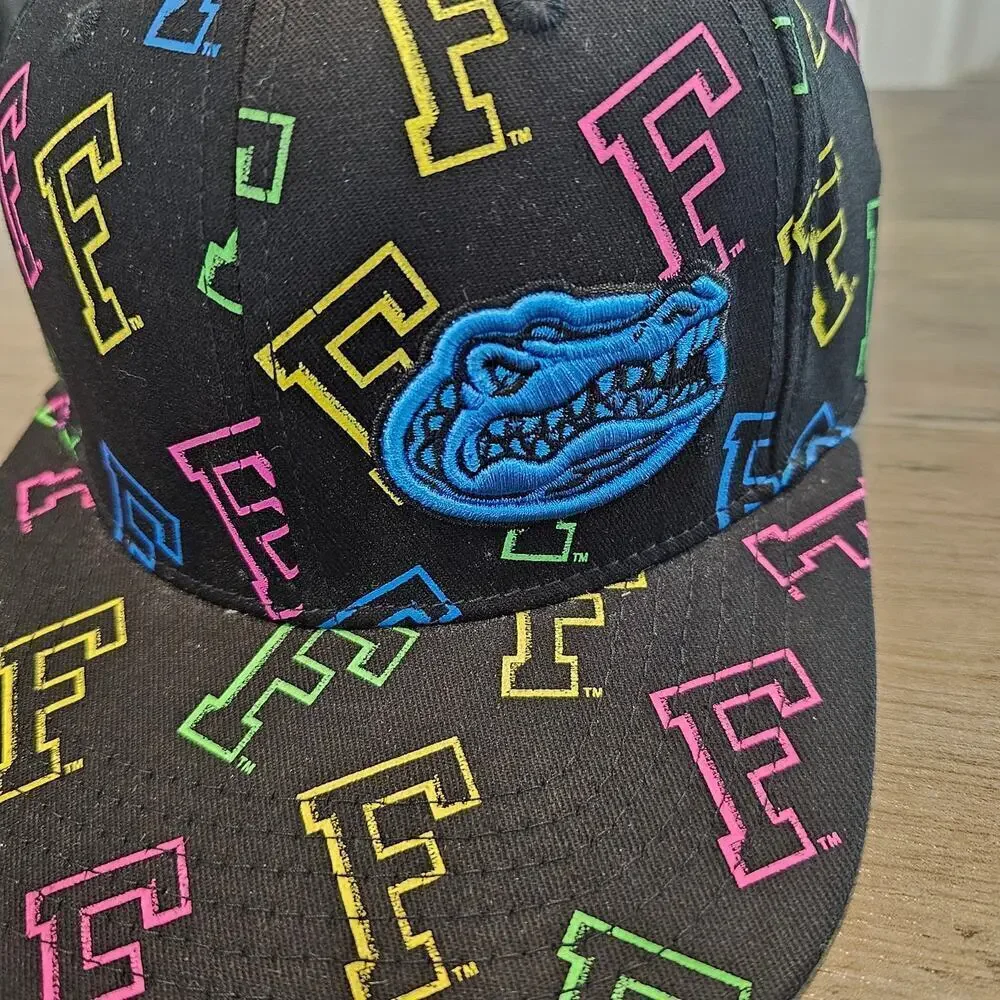 Vintage University of Florida Gators Fitted Flat Bill Hat Black Colorful Retro